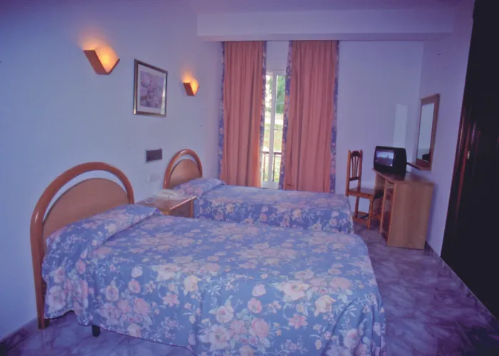 Hotel Florida Mar 2*